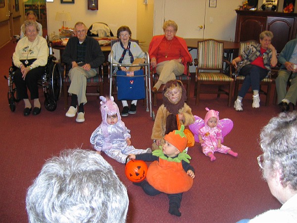 halloween party1 017.jpg
